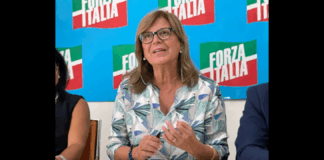 Annullata la conferenza stampa dei deputati Margherita La Rocca Ruvolo e Ismaele La Vardera che era stata annunciata per martedì 11 novembre a Palazzo dei Normanni: “Ritengo doveroso intervenire dopo le parole pronunciate, seppur al telefono nelle intercettazioni che lo riguardano nell’indagine della Procura di Palermo, dall’ormai ex segretario della Dc Totò Cuffaro… intanto respingo con Forza i toni e la terminologia utilizzata nei miei confronti in più contesti svelati dall’inchiesta, che mostrano un atteggiamento maschilista e arrogante con un linguaggio inaccettabile nei confronti di una donna che svolge il proprio ruolo istituzionale con impegno e dedizione… come sempre, quando si deve attaccare una donna, l’insulto ‘sessista’ diventa normale, quasi un intercalare a cui purtroppo non si dà più peso perché siamo abituati a queste volgarità da postribolo… insulti che non possono essere declinati al maschile, usati da chi, evidentemente, non capace di confrontarsi sui contenuti, pensa che dando a una donna certi appellativi possa svilirla nella sua dignità… la politica, né in pubblico né in privato, non può e non deve tollerare simili toni, che nulla hanno a che vedere con il confronto democratico”