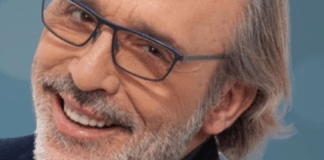 Il Teatro Mandanici di Barcellona Pozzo di Gotto (ME) accoglie una delle voci più iconiche e amate del panorama italiano, sabato 6 dicembre alle ore 21.00: Luca Ward, protagonista del suo sorprendente e intimo spettacolo “Il talento di essere tutti e nessuno”