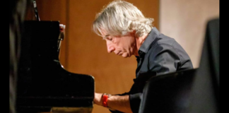 Domenica 7 dicembre alle ore 18, nell’Auditorium del Palacultura di Messina, in collaborazione con “Messina Film Festival – Cinema & Opera”, la Filarmonica Laudamo presenta il prossimo e prestigioso concerto, che vedrà protagonista Paolo Vivaldi & Soundtrack Quintet, formato da: Paolo Vivaldi (pianoforte, composizione), Pasquale Faucitano (violino), Saverio Gabrielli (violino), Rosanna Pianotti (viola), Maurizio Salemi (violoncello), Giusy Terrana (contrabbasso). Musiche di Sakamoto, Rota, Vivaldi