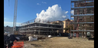 Questa volta gli esponenti del racket hanno scelto la tecnologia… una videochiamata… e a parlare erano due detenuti, collegati dalle celle dei carceri di Palermo e Agrigento…: non è arrivata con i metodi tradizionali la richiesta di una mazzetta da 250 mila euro all’impresa etnea Cosedil, impegnata nei lavori di risanamento del quartiere Fondo Fucile a Messina