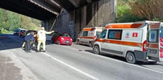 Una donna di 82 anni, Marina Calatozzo, ha perso la vita a seguito di un incidente, una tragedia della Strada avvenuta a Mili e che si è verificata nei pressi del ponte del sovrapasso autostradale, nella mattinata di ieri a Messina