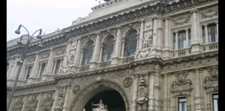 Dopo il verdetto di condanna all’ergastolo l’avvocato ha preso carta e penna per denunciare “un fatto increscioso”: Salvatore Ferrante del Foro di Palermo ha scritto al presidente della Repubblica, al ministro della Giustizia, al vice residente del Csm, al primo presidente della Suprema Corte di Cassazione e al procuratore generale