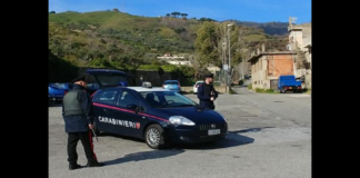 I Carabinieri della Compagnia di Milazzo durante la serata di Capodanno, a Torregrotta, hanno arrestato in flagranza tre persone, di cui due già note alle forze dell’ordine, ritenute responsabili di estorsione mediante il cosiddetto “cavallo di ritorno”