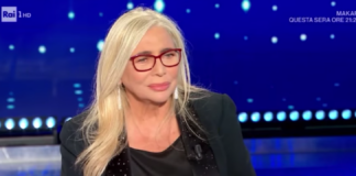 È tornato a partire dalle trascorse ore 14.00 di Domenica 4 gennaio, su Rai1 l’appuntamento con “Domenica In”, condotta da Mara Venier, affiancata da Tommaso Cerno, Teo Mammucari ed Enzo Miccio, in onda in diretta dagli Studi Fabrizio Frizzi di Roma