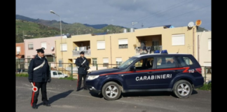 I Carabinieri della Stazione di Bordonaro, nei giorni scorsi, a Messina, hanno arrestato un 39enne del posto, già noto alle forze dell’ordine, per aver violato le misure cautelari a cui era sottoposto