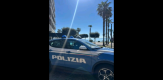 I membri della Polizia di Stato, nell’ambito di mirati servizi di controllo del territorio, volti a prevenire e contrastare la commissione di reati, disposti dal Questore della Provincia di Crotone Renato PANVINO, hanno dato esecuzione a un ordine di carcerazione, nei confronti di un uomo, ritenuto responsabile di tentato omicidio