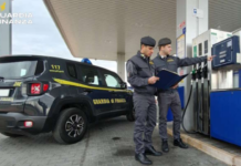 I militari del Comando Provinciale della Guardia di Finanza di Messina, con la collaborazione degli ispettori in servizio presso le Direzioni Provinciali dell’I.N.P.S. e dell’Ispettorato Nazionale del Lavoro, hanno sottoposto a controllo n. 2 imprenditori operanti nel commercio al dettaglio di carburante per autotrazione in Barcellona Pozzo di Gotto (ME)