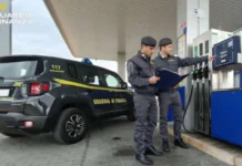 I militari del Comando Provinciale della Guardia di Finanza di Messina, con la collaborazione degli ispettori in servizio presso le Direzioni Provinciali dell’I.N.P.S. e dell’Ispettorato Nazionale del Lavoro, hanno sottoposto a controllo n. 2 imprenditori operanti nel commercio al dettaglio di carburante per autotrazione in Barcellona Pozzo di Gotto (ME)