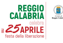 Visti i lavori di riqualificazione che stanno interessando la Villa Comunale, dove si trova collocata la “Stele del Partigiano”, lo svolgimento della consueta cerimonia per la ricorrenza della Festa nazionale della Liberazione è previsto in Piazza Italia a Reggio Calabria, con la presenza di Istituzioni, associazioni, forze sindacali e politiche