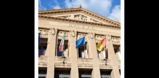 A mezzogiorno si chiudono le porte della Segreteria Generale del Comune di Messina per l’accettazione delle Liste per le candidature al Consiglio Comunale, a supporto dei candidati a sindaco: i giochi sono fatti, chi c’è c’è e chi non c’è… sarà fuori dalla partita… le Amministrative si avvicinano a grandi passi, sono previste per il 24 e 25 maggio 2026, potrebbero essere terreno di scontro politico-amministrativo e di contenziosi giuridico-giudiziari