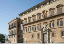 “Tra indiscrezioni, chiacchiere da bar e battaglie rimangiate e dimenticate, la verità ve la racconto io: Domani (oggi 06 maggio 2026 Nota di Redazione – per chi legge) alle ore 14:00 presso la sala stampa dell’ARS, racconterò tutto”