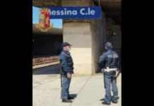 Nella giornata del 12 maggio 2026, gli agenti della Polizia Ferroviaria della Sicilia, nell’ambito dell’operazione “Oro Rosso” dedicata, a livello nazionale, al contrasto dei furti di rame in ambito ferroviario, hanno svolto controlli su strada, presso i centri di rottamazione e di trattamento di rifiuti speciali e metallici, aree e linee FS della regione