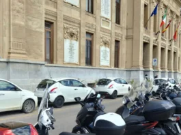È opportuno fare chiarezza a Messina, in vista del voto per le Elezioni del 24 e 25 maggio 2026 attraverso il quale i cittadini messinesi eleggeranno il nuovo sindaco ed i nuovi consiglieri comunali scegliendo come primo cittadino 1 fra questi: ‘Marcello Scurria (#centrodestra + Partecipazione), Antonella Russo (Partito Democratico – Controcorrente + M5S), Federico Basile (uscente di Sud chiama Nord), Gaetano Sciacca (Rinascita Messina), Lillo Valvieri (Valvieri sindaco)’