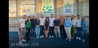 Dopo la partecipazione del campione olimpico Giovanni De Gennaro nella passata edizione, anche nel 2026 il mondo della canoa torna protagonista alla Traversata dello Stretto di Messina, l’evento dedicato allo sport, all’inclusione e alla cultura del mare in programma lunedì 25 maggio e trasmesso in diretta su Rai1