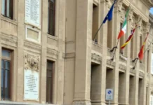 Nomi e volti del nuovo consiglio comunale: tra riconferme, vecchie conoscenze, prime volte ed esclusioni eccellenti… già delineato, in attesa dell’ufficialità degli organi di controllo, il quadro dei 32 consiglieri che occuperanno l’Aula fino al 2031, a meno di dimissioni anticipate o terremoti politici… diverse le sorprese, dopo l’esclusione di Forza Italia che non ha raggiunto la soglia di sbarramento… ci sono volti nuovi, ritorni di vecchie conoscenze ed esclusioni eccellenti