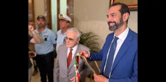 “Provo una grande emozione: Per l’affetto, il calore e la fiducia che ancora una volta avete deciso di affidarmi… essere riconfermato Sindaco di #Messina per un secondo mandato, con un consenso così ampio, rappresenta per me motivo di orgoglio immenso e soprattutto una responsabilità ancora più grande”