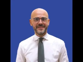 Il deputato messinese Alessandro De Leo comunica ufficialmente in data odierna, di aver rassegnato le proprie dimissioni da Forza Italia e dal relativo gruppo parlamentare all’Assemblea Regionale Siciliana di Palermo formalizzando contestualmente l’adesione al Gruppo Misto
