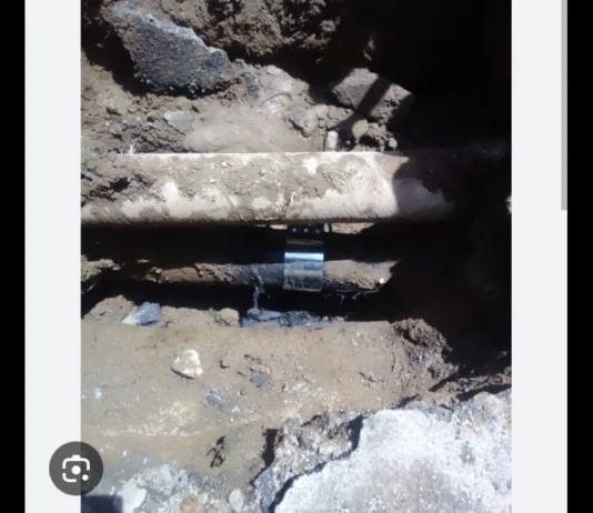 Tecnici dell’AMAM a lavoro da ieri, ancora nella zona di Badiazza a Messina per riparare una perdita che è stata riscontrata nell’area dell’alveo torrentizio oggetto per questo, nei giorni scorsi, di un’opera di decespugliazione necessaria per consentire alle maestranze di rintracciare e raggiungere il punto in cui l’adduttrice che alimenta il serbatoio di Ritiro dovrà essere riparata, nonché per operare in sicurezza