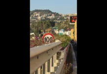 In un tragico incidente stradale avvenuto oggi all’alba sulla Strada Statale 114, all’altezza di Giardini Naxos, ha perso la vita una donna moldava di 25 anni